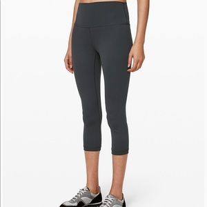 Lululemon Wunder Under high rise crop 21”